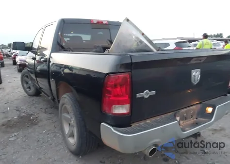 2010 Dodge Ram 1500 Slt/Sport/Trx z USA, uszkodzony, nr VIN 1D7RB1CT5AS132597